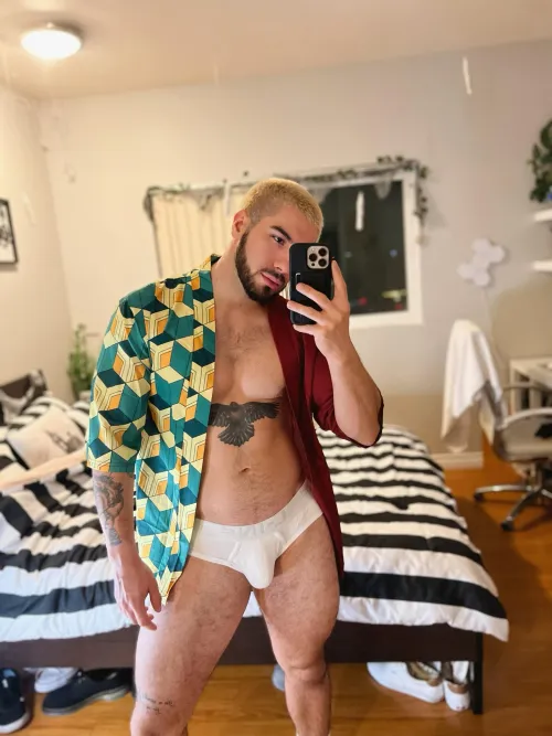 Hairy or trimmed? 🤤