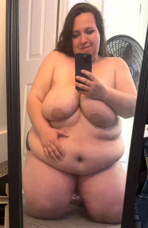 I love being on my knees 😏