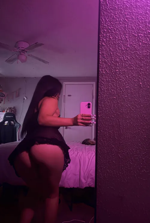 Outfit for tonight😘 cum see me