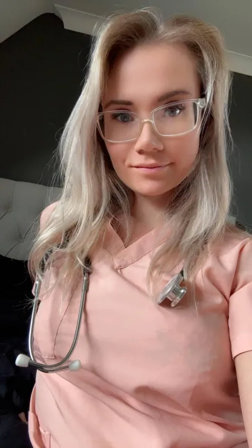 Blonde nurse tastes best. Come taste what I have to offer. 😘