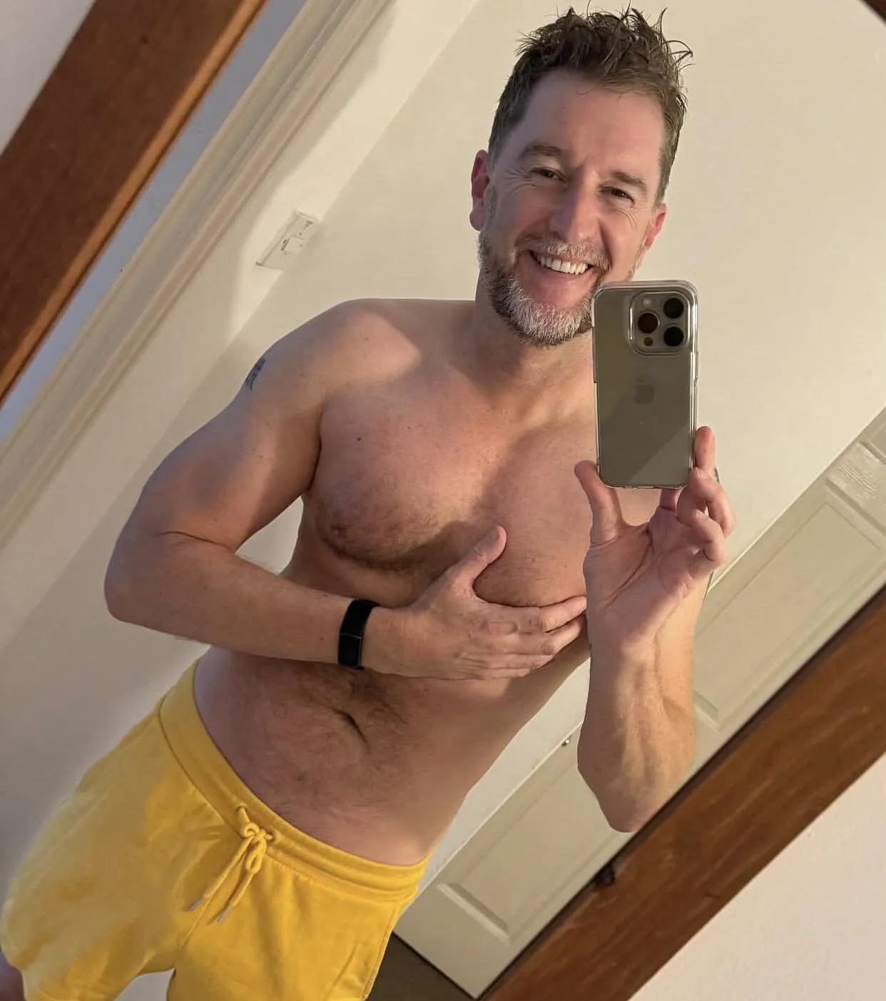 49 Top versatile looking for gay daddies