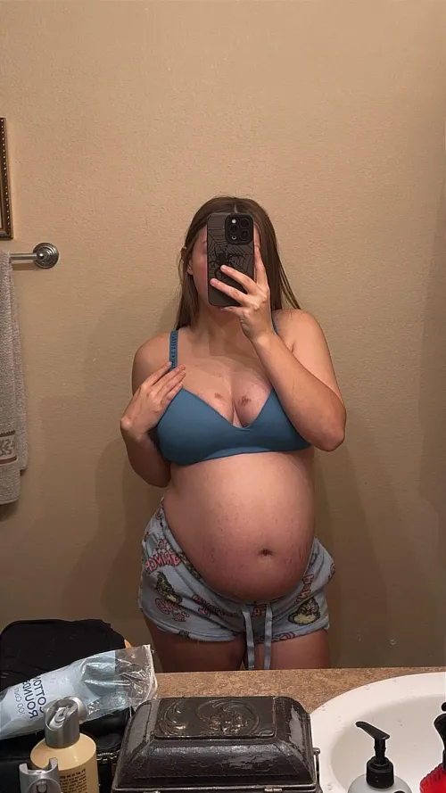 bump is getting big and i’m not even 3rd trimester yet