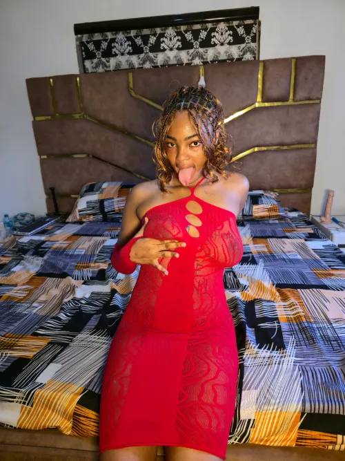 Come get a taste of my ebony titties