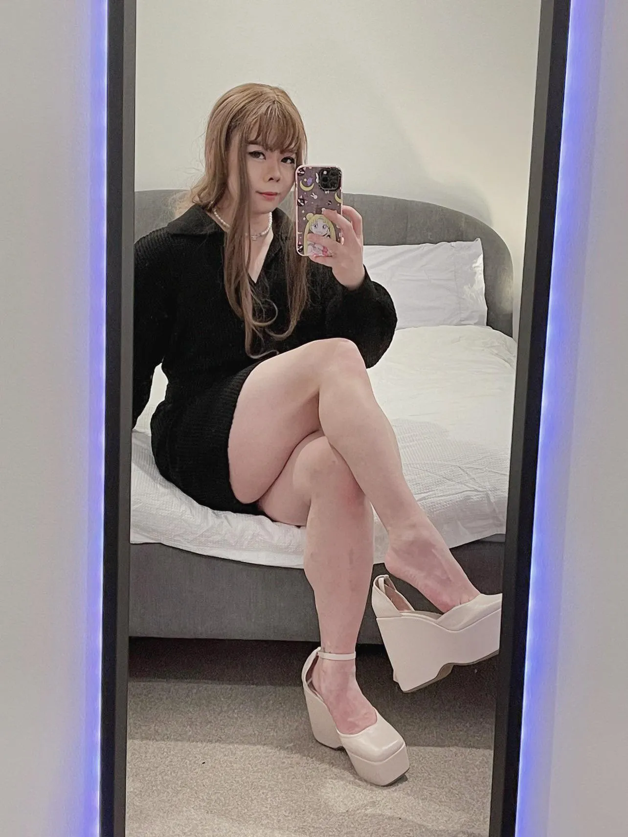 Feet sore from these heels 😅