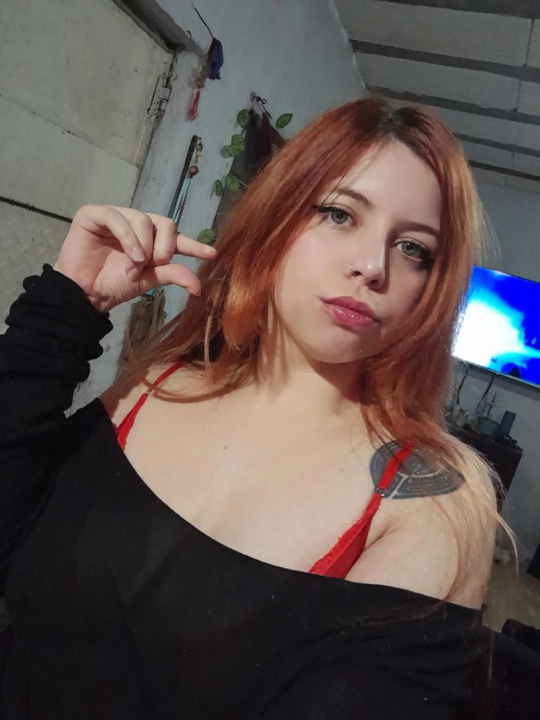 reacts only if your penis is tiny