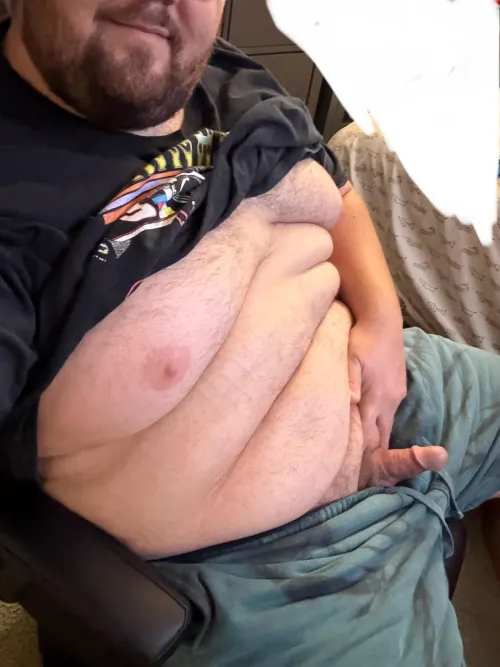 Sit on daddy’s lap