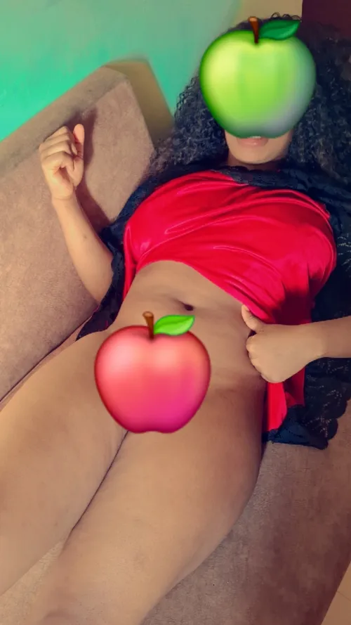 Who wanna remove the red apple 🍎 [f]