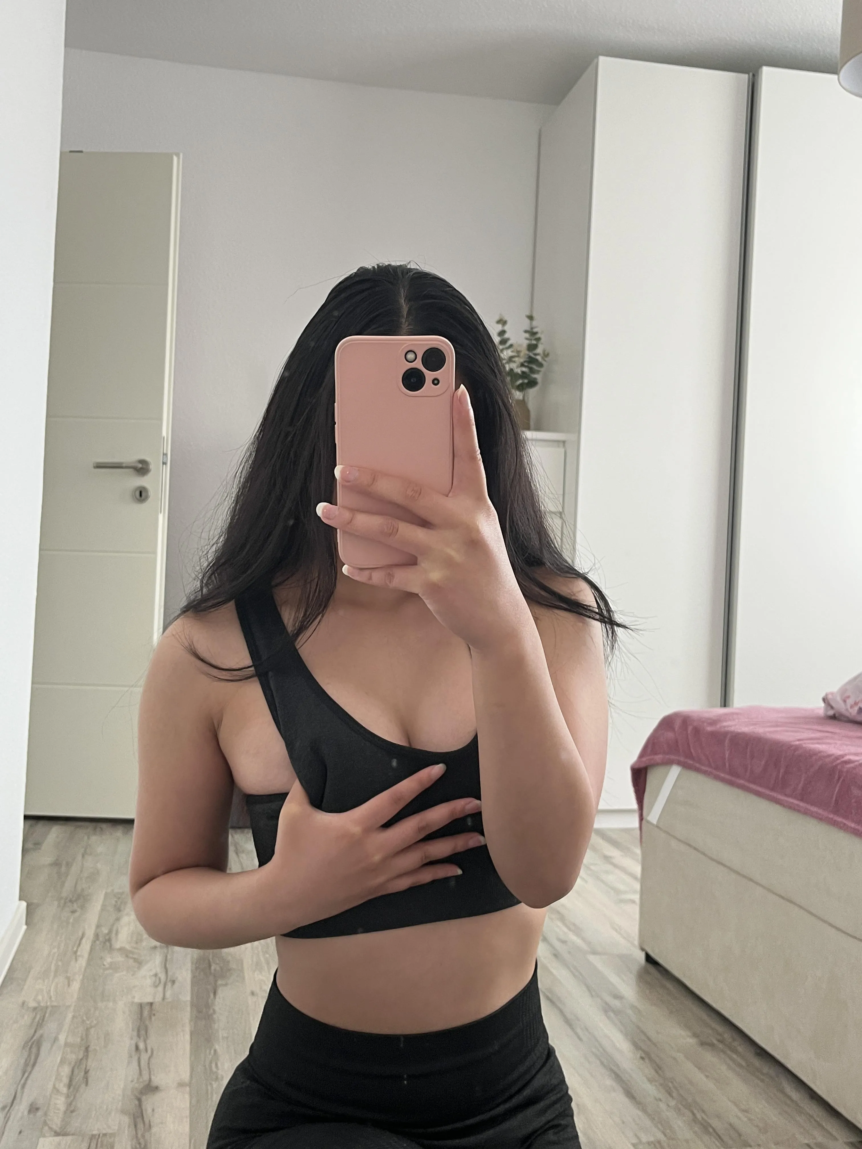 Small but handsized.. like a stressball >_<