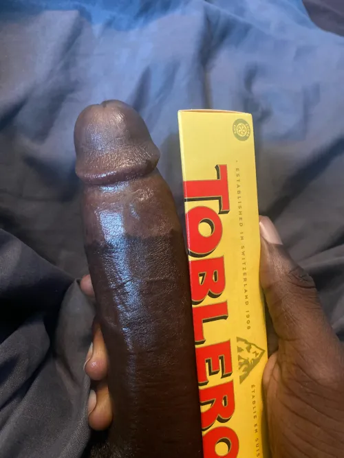 Which chocolate do you want in your mouth😏
