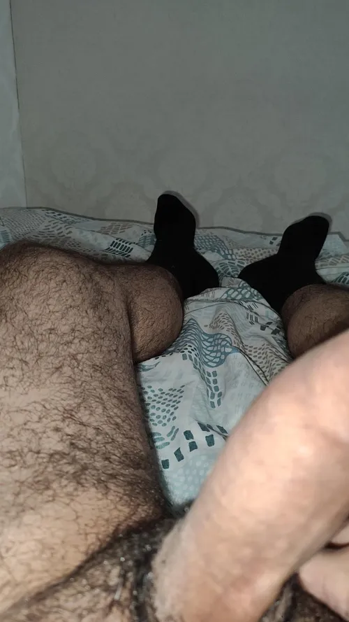 Can I wear Black socks?