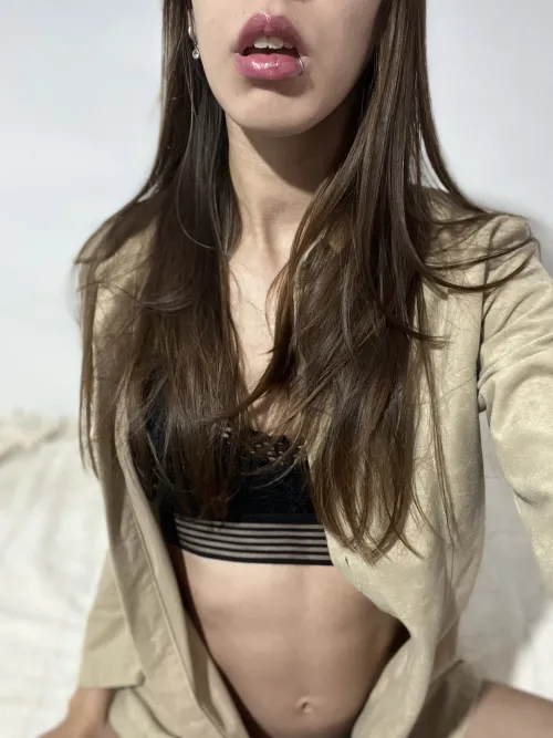 I'm very horny right now 💦