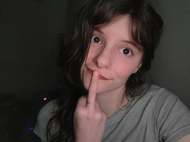 Kneel for your favorite middle finger