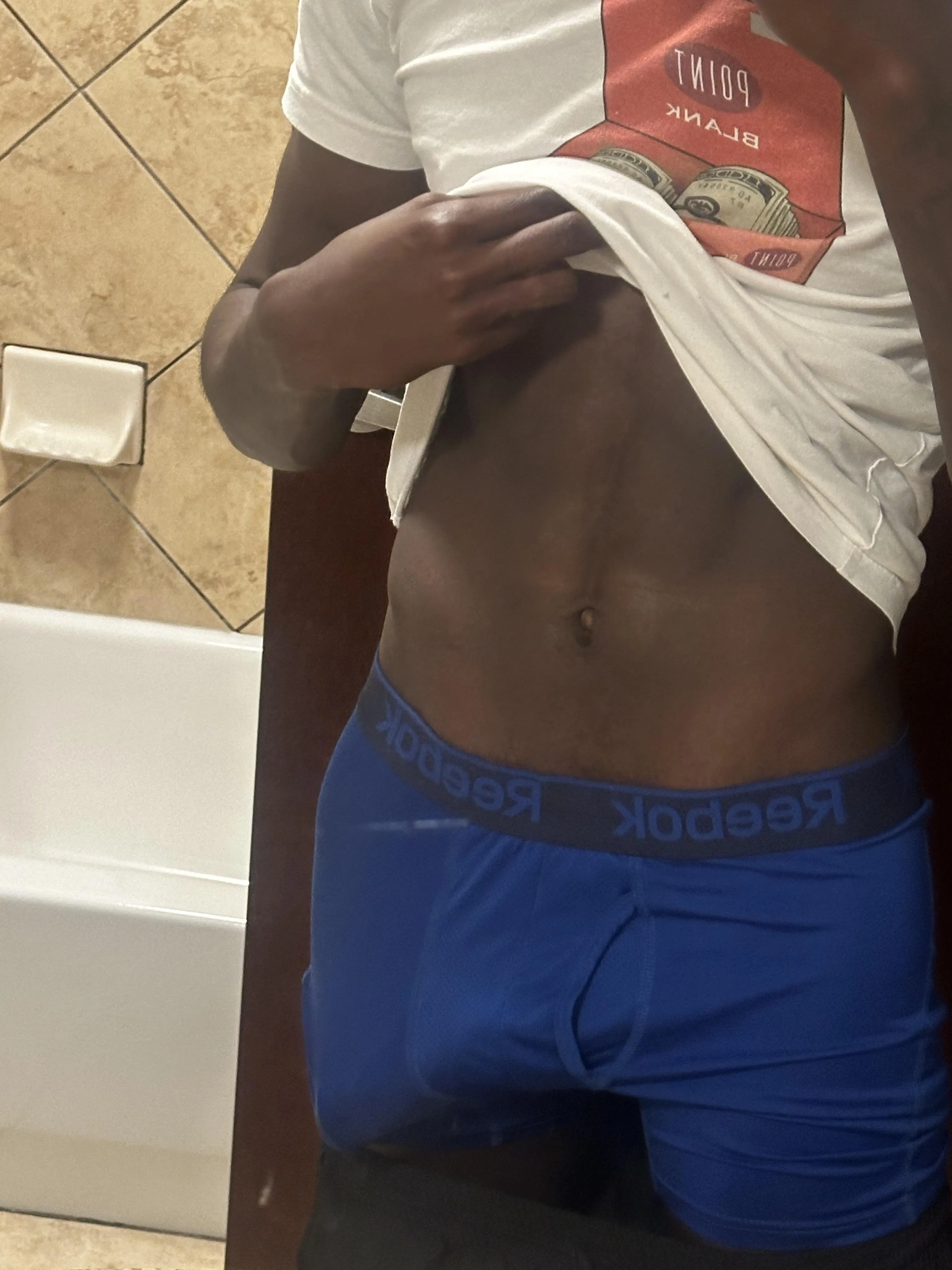 22[m4f] looking in the Duncanville area tonight