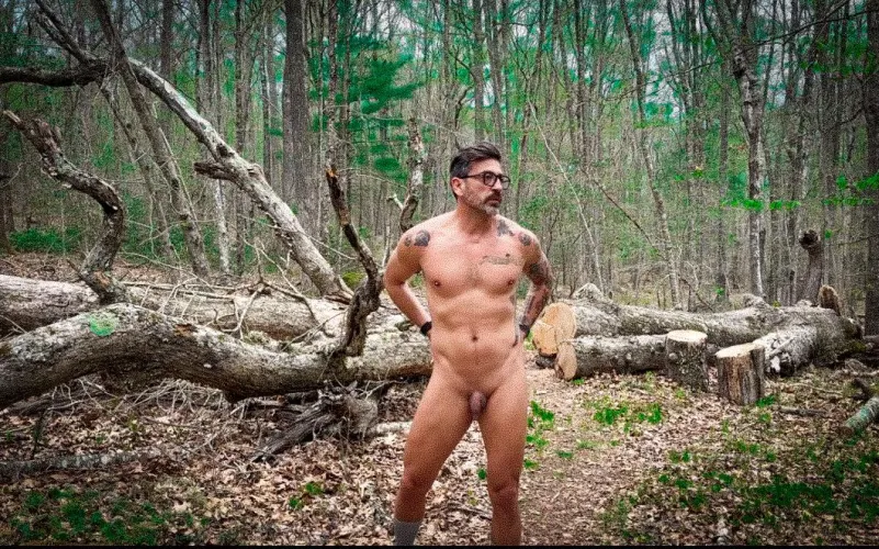 Anyone down for a naked hike this weekend? Fri or Sat?