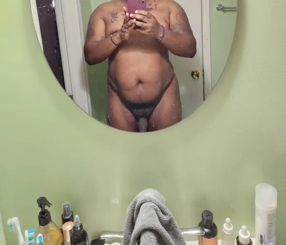 Man 37 in Mobile seeking female who is interested in getting her pussy eaten, been super horny to make her wet