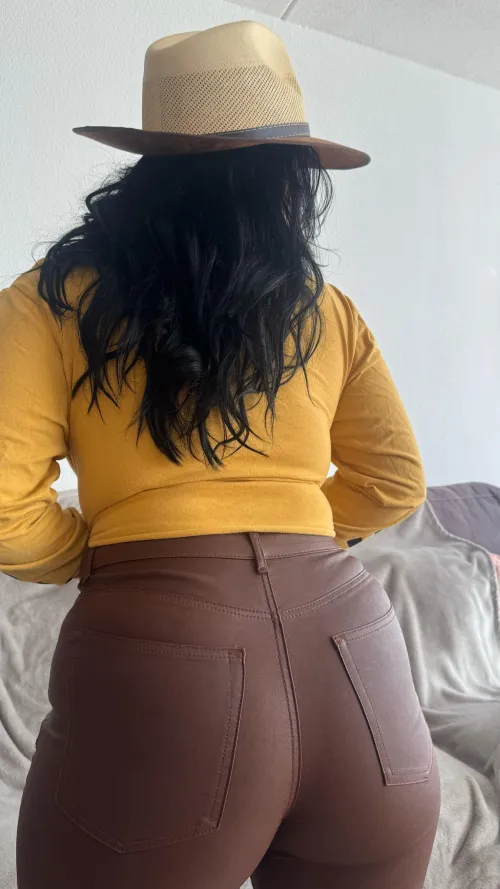 ⭐️Most of the people just focus on my ass but I am much more than a fat sweet Ass, right?❤️