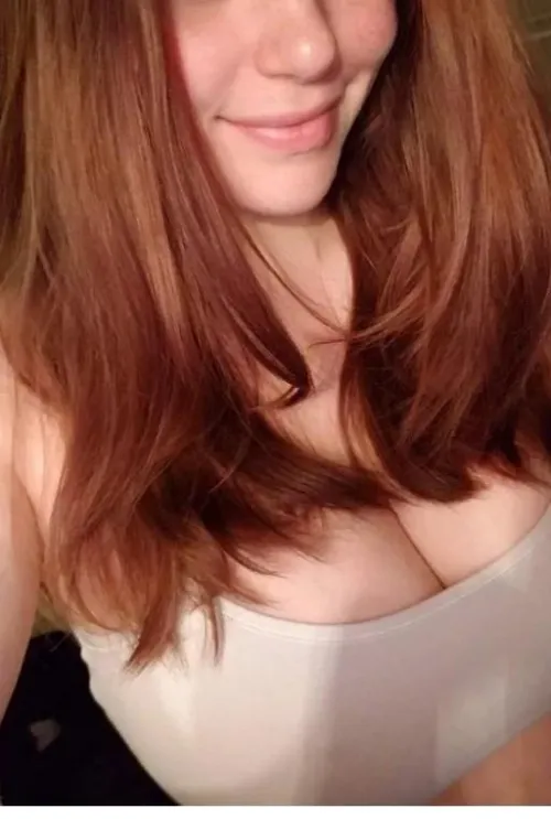 Sending nudes To everyone who upvotes