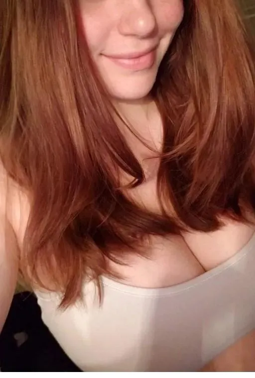 Sending nudes To everyone who upvotes