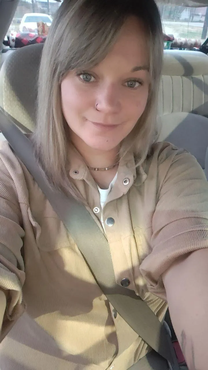 would u fuck me even if ur married? Y or N?🙈