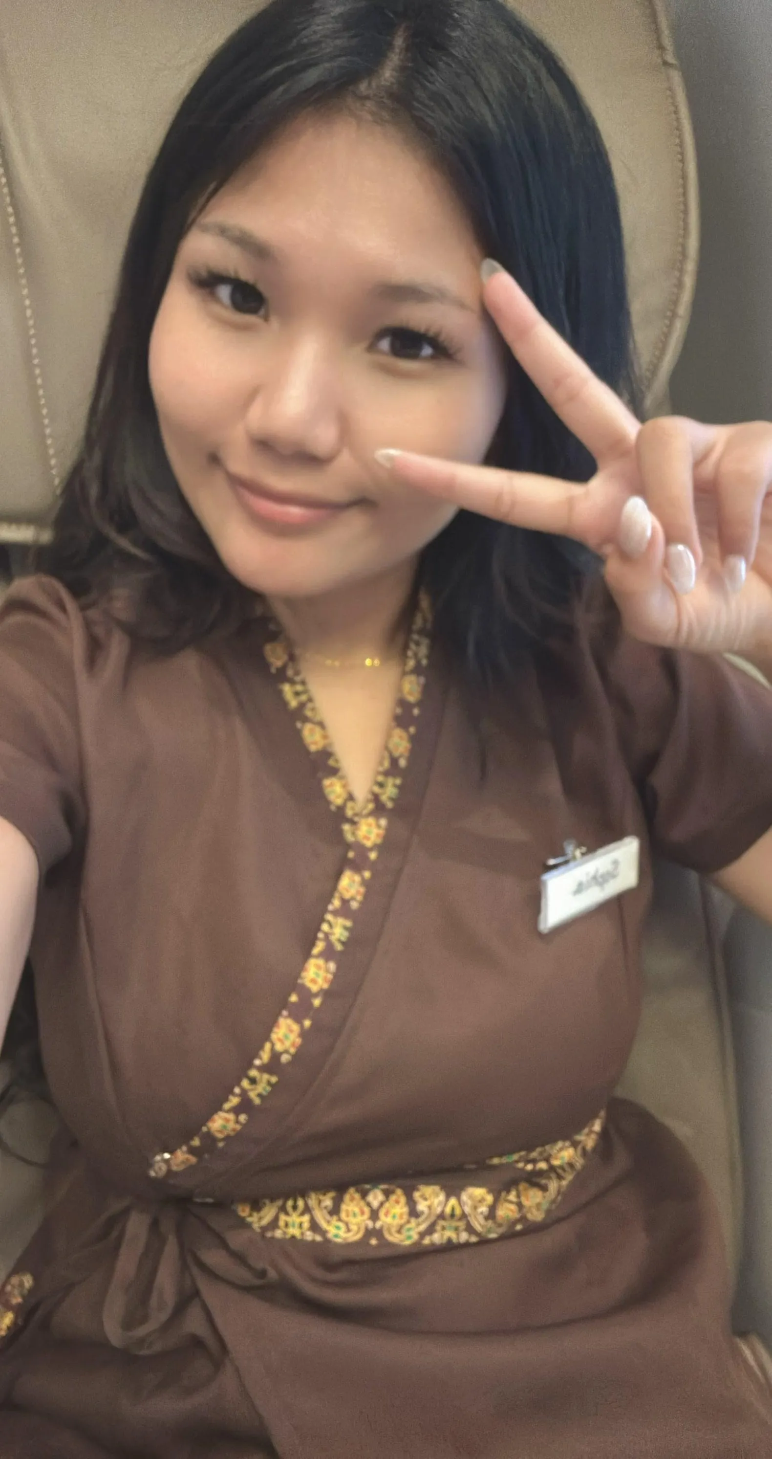 5'4, D cups, what's your opinion with my body