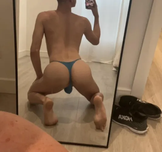 [A]4[M] 25 looking for a pounding