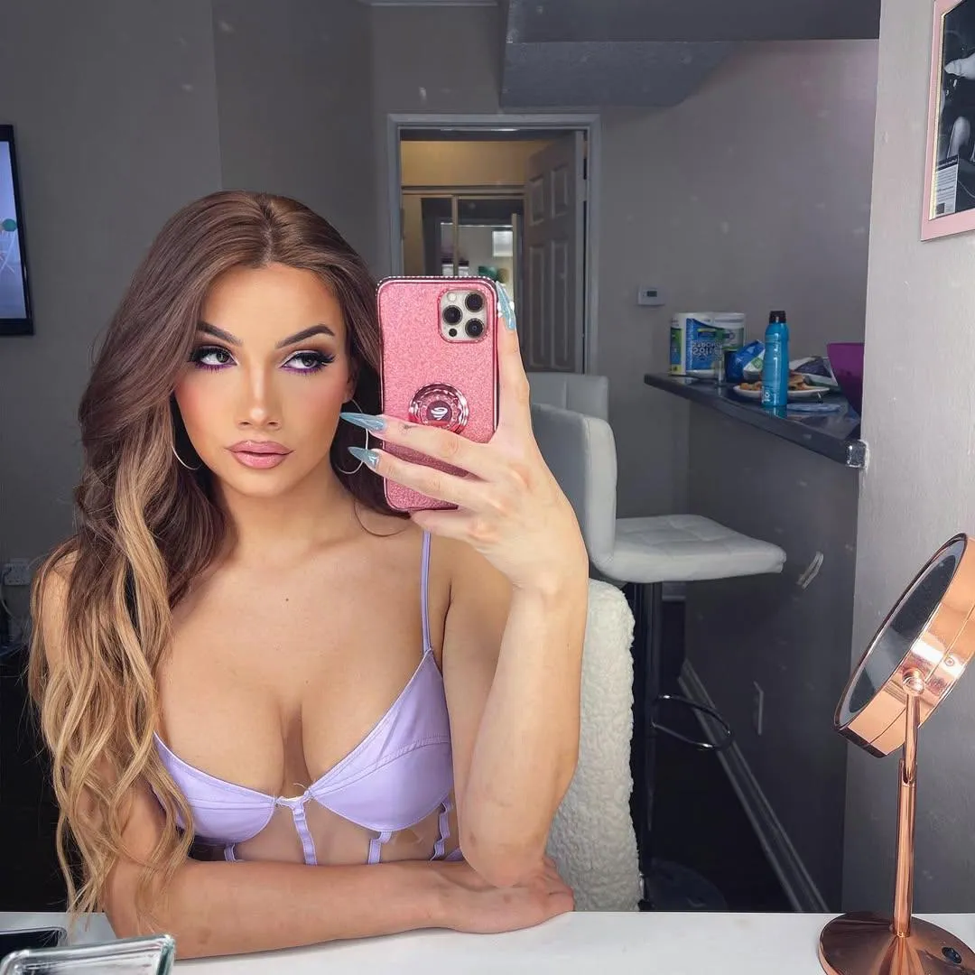 Are you straight, or would you fuck me if you could?