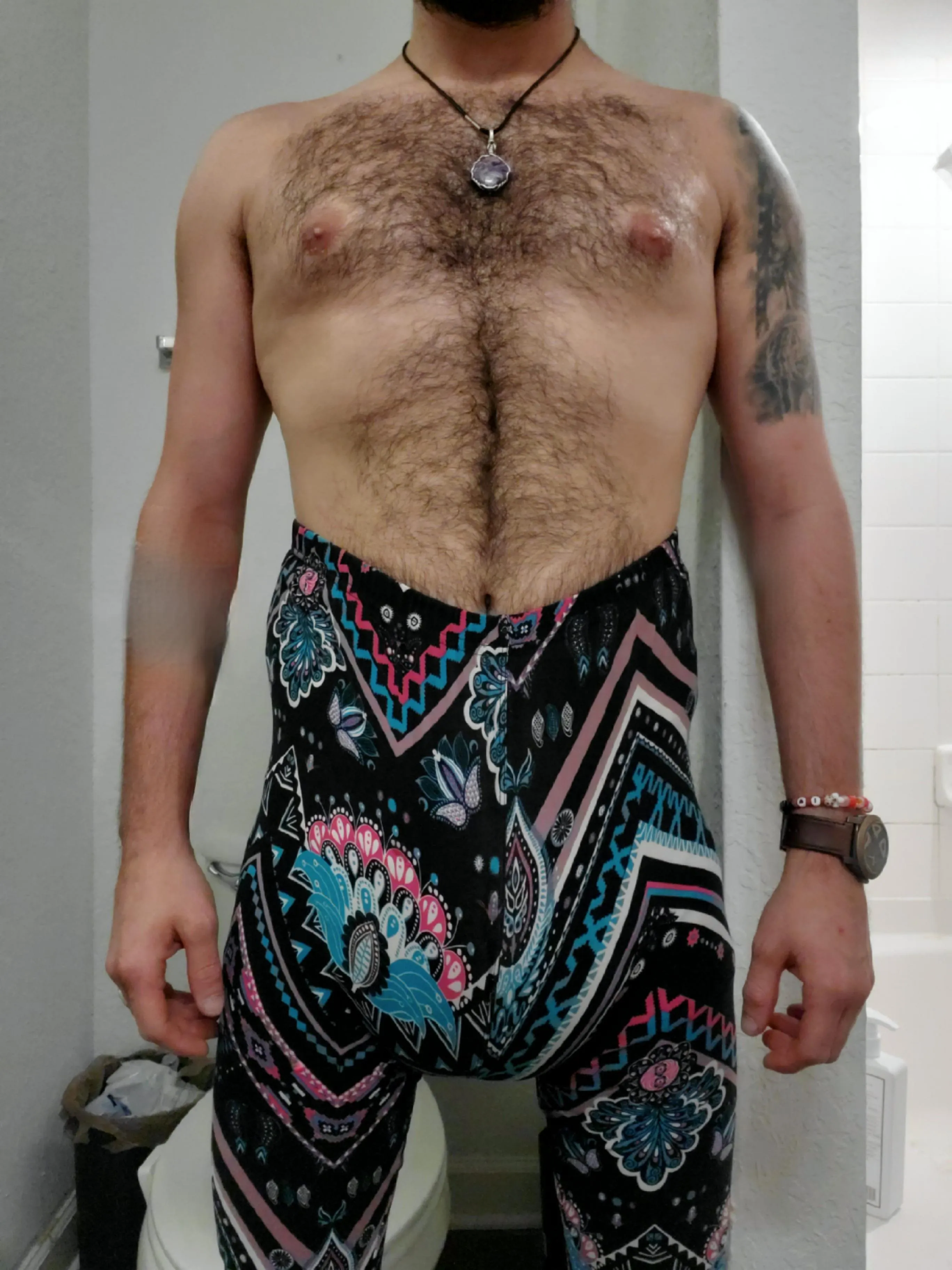 Diapers under Yoga Pants 😁