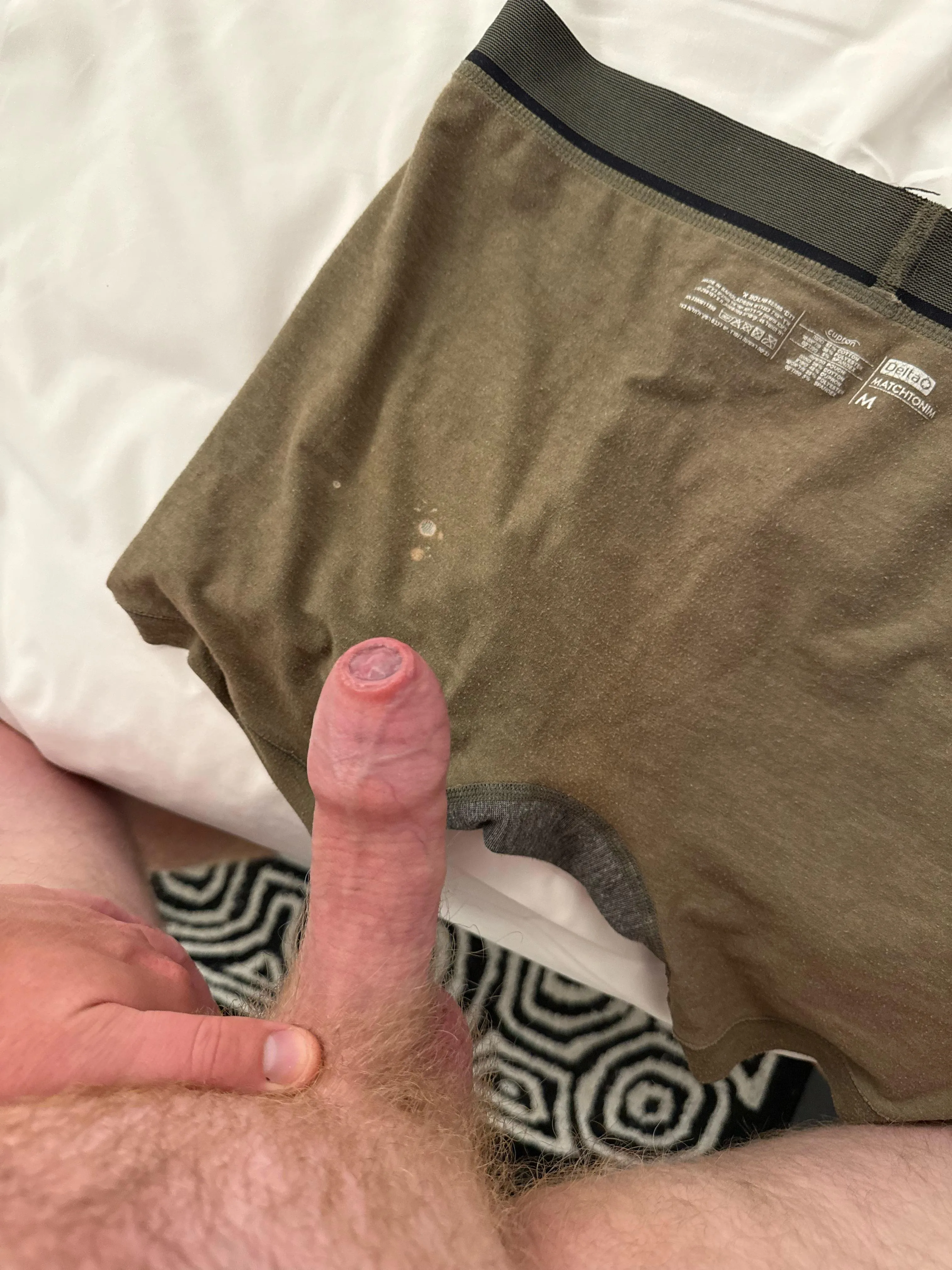 Do I cum on these boxers I found in the gym?😅