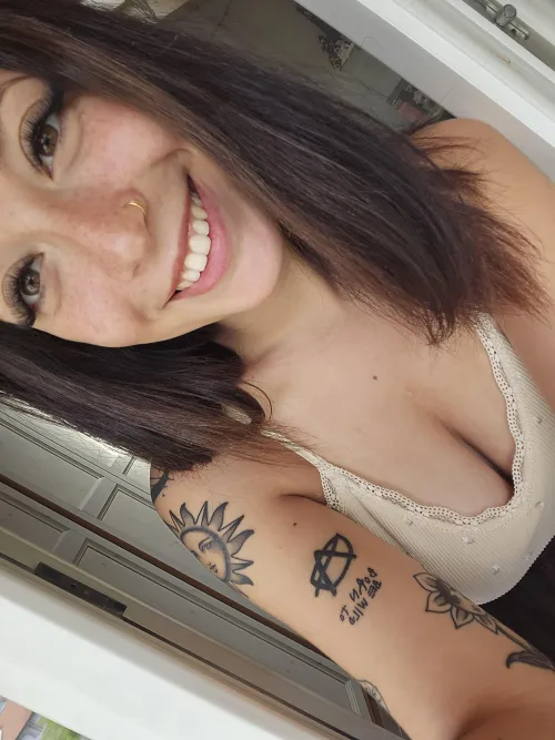 Volevo conquistarti con un sorriso😋🍑😈🤭