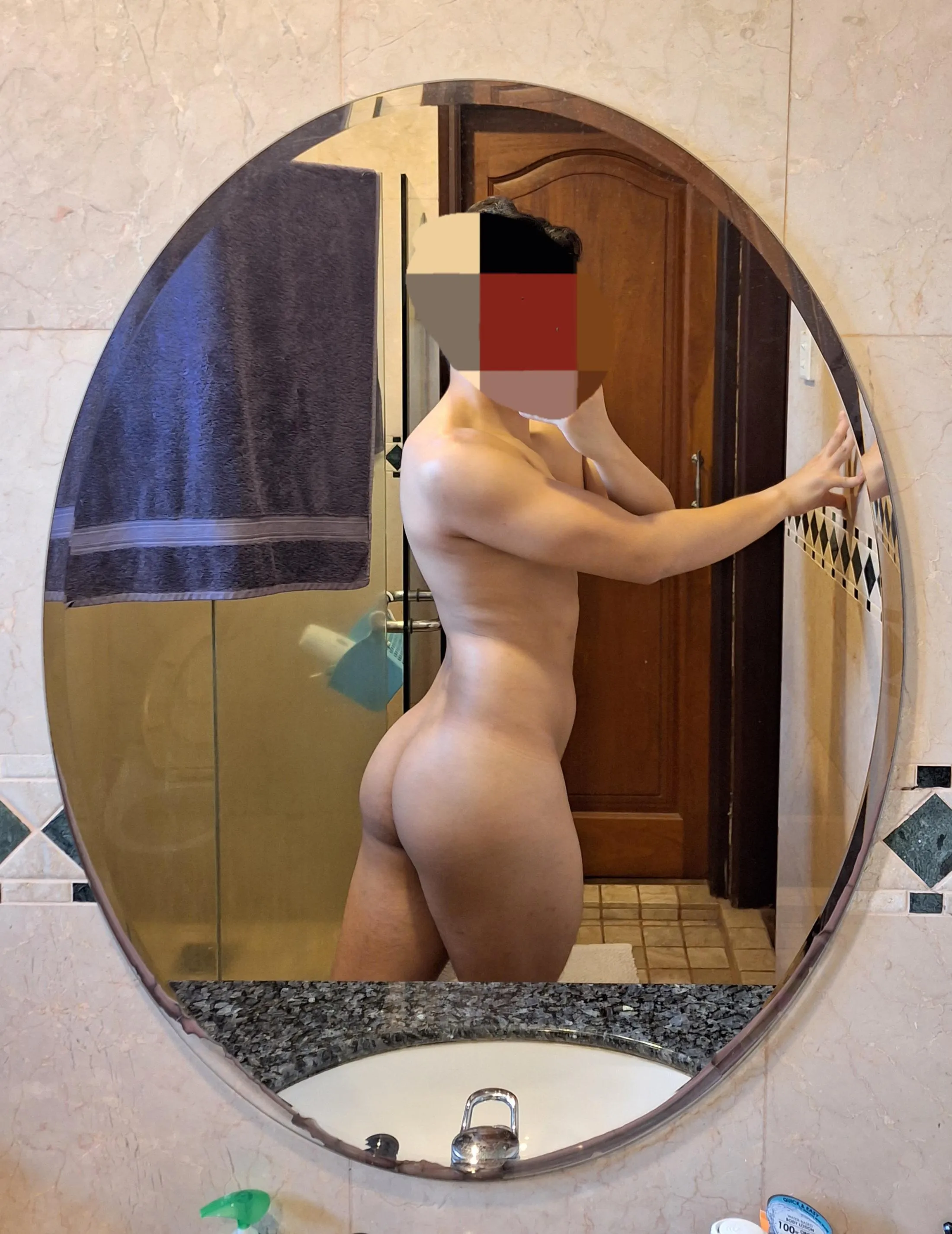 Who loves chinese boys?