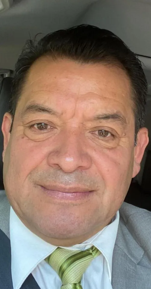 Would someone suck me? M63