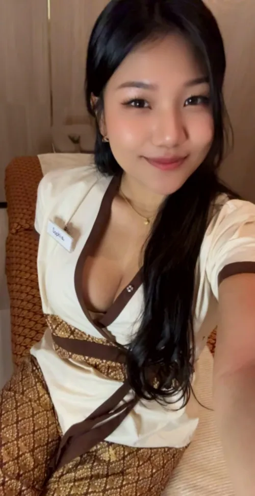 Would you ever date a thick Asian woman?