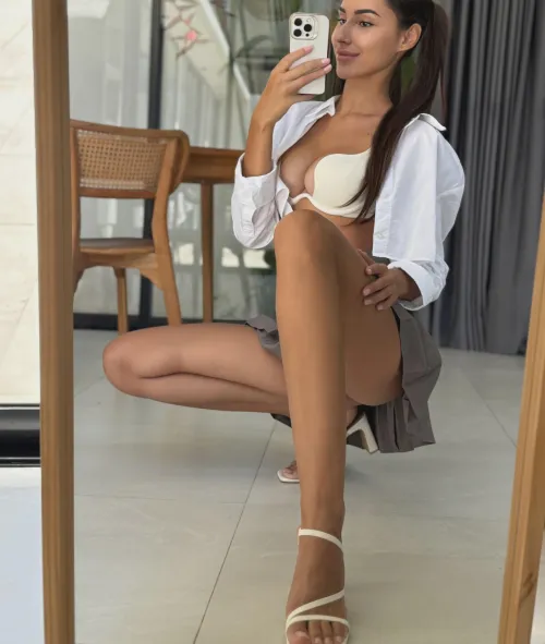 young  sexy college  girl