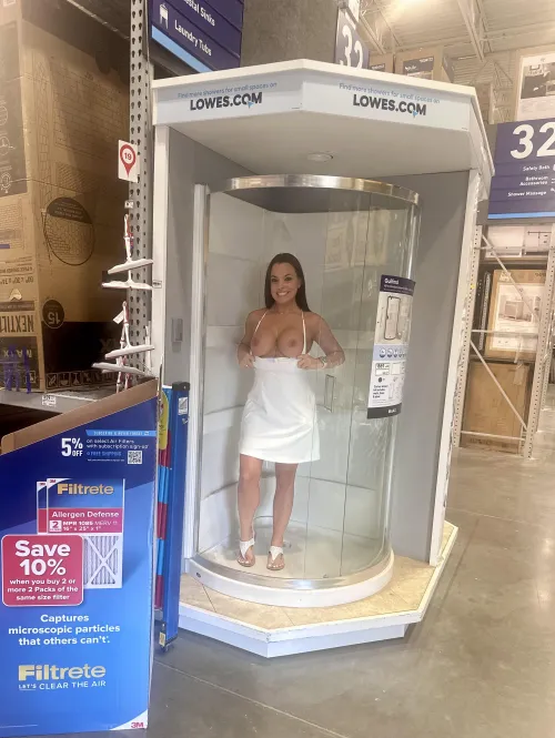 Display shower at Lowe’s