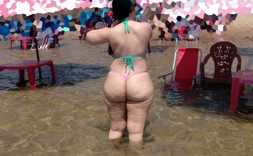 MILF wifey didn't go unnoticed in her tiny thong