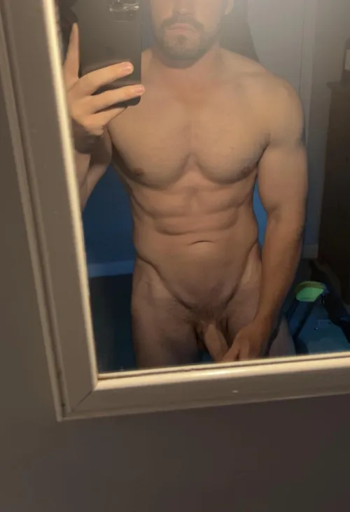 Run your tongue down (m)e 😈