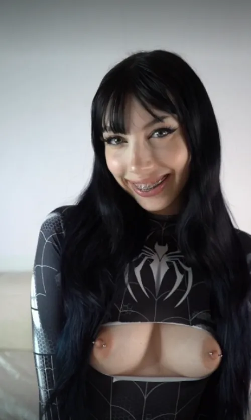 Spidergirl by avakit