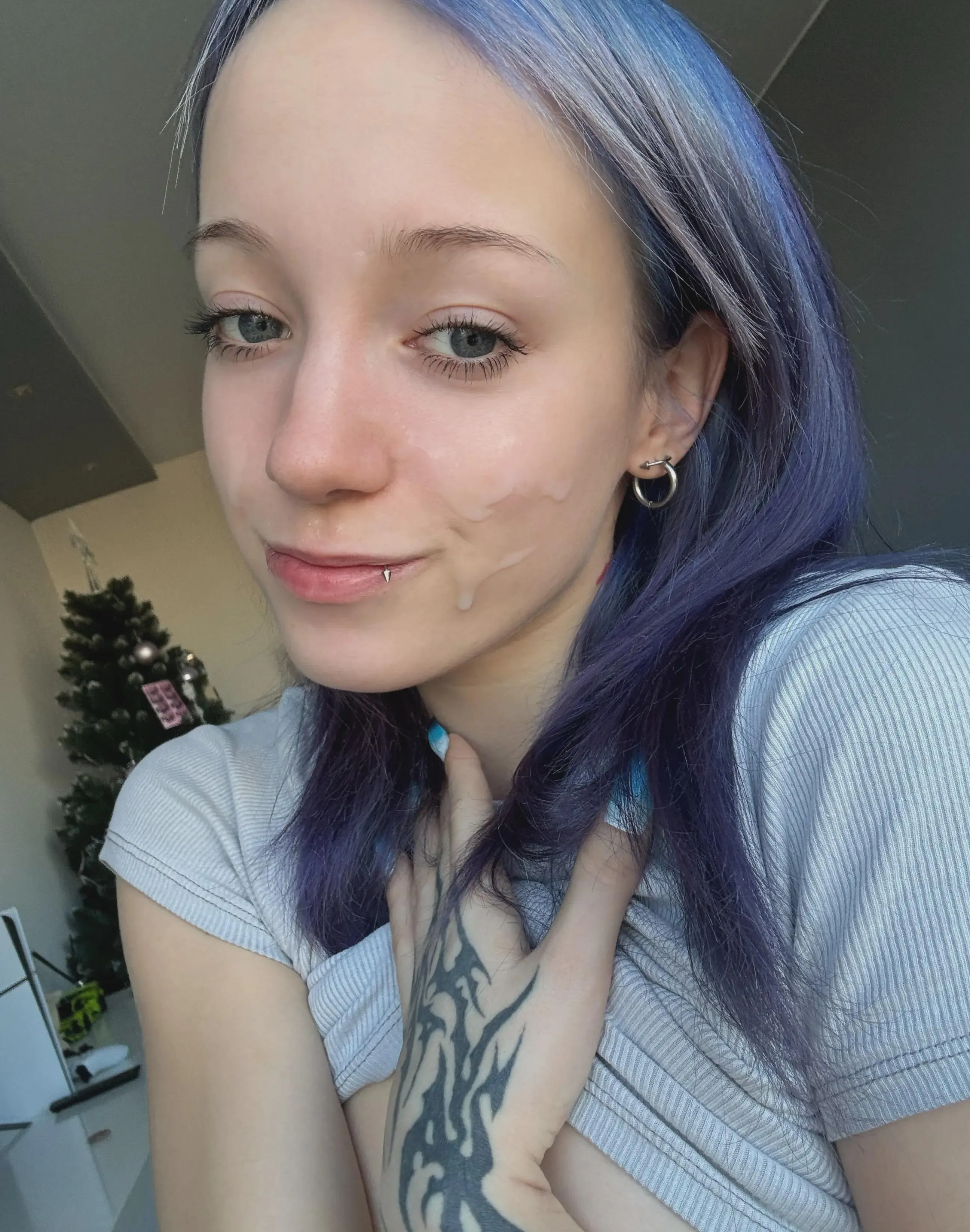 there are those who like a pale skin color