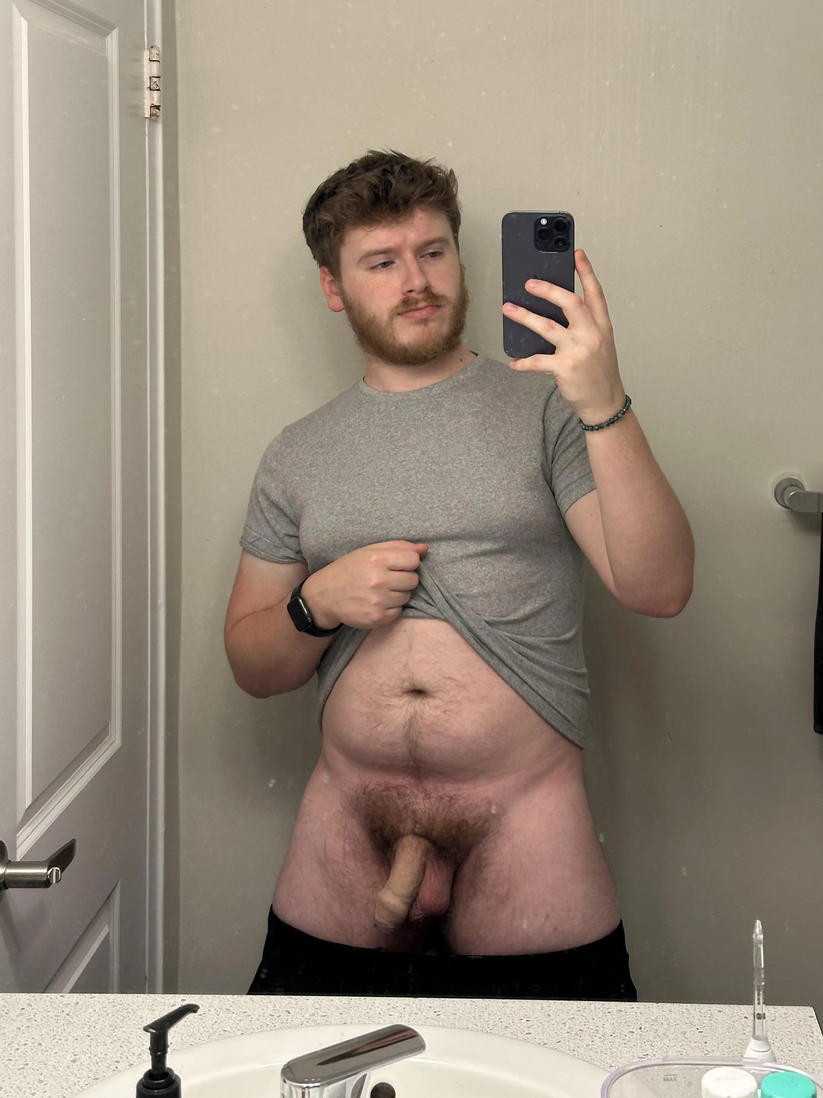 Think I’m in my scruffy era 🧔‍♂️ [27]