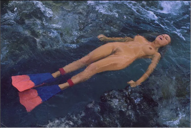 Cathy St George (1982)