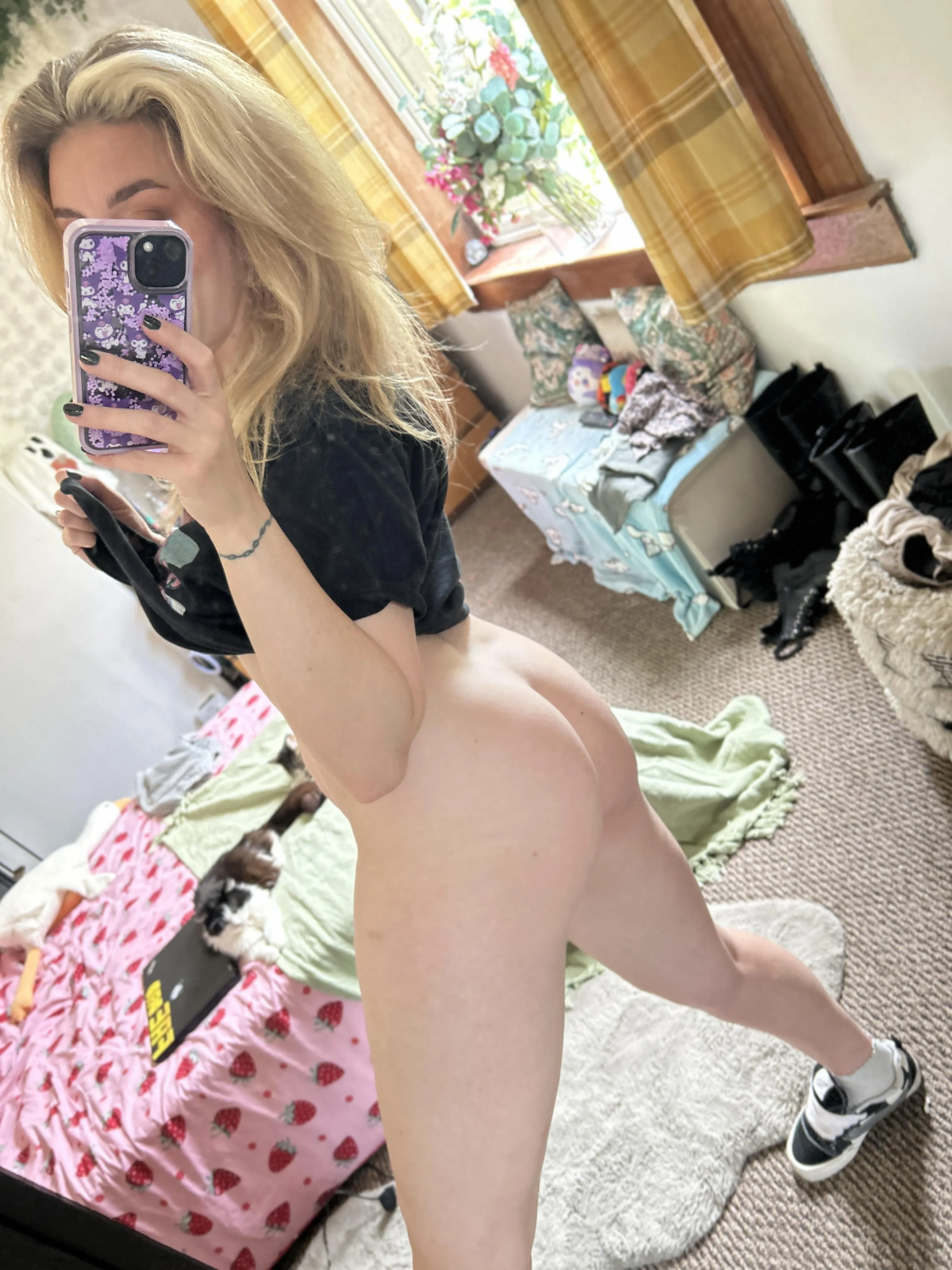 Your favorite Scottish ass, dont lie