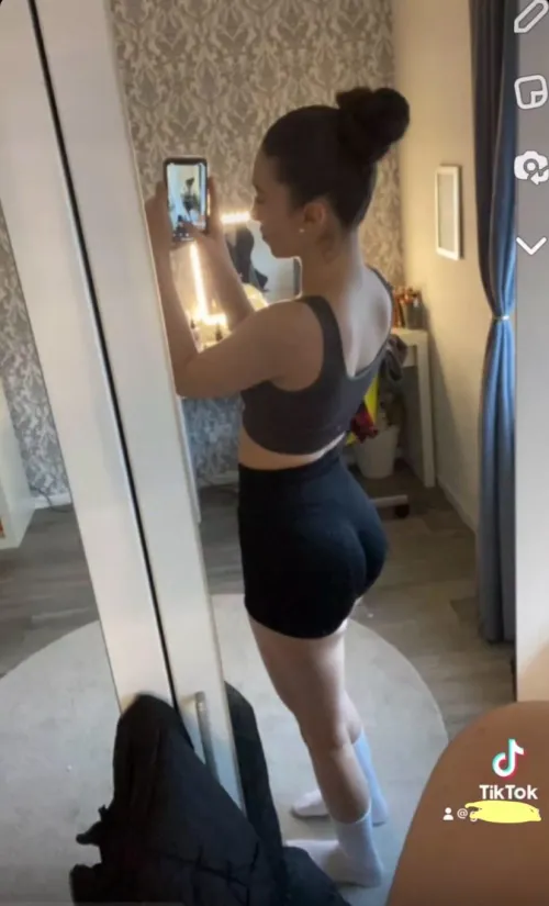 [18] Südländer oder Talahons Bock meine geile ex voll zu spritzen oder sie zu ficken DM (nur U19)