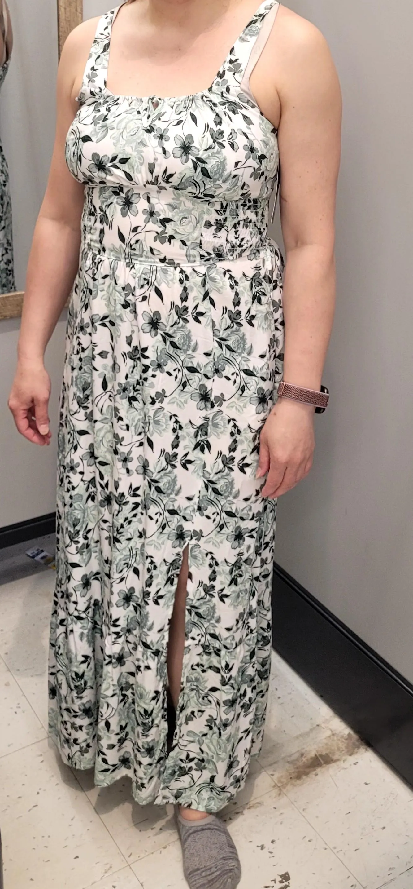 50[F] My Asian hotwife, looking for experienced bulls, near Ogdensburg NY