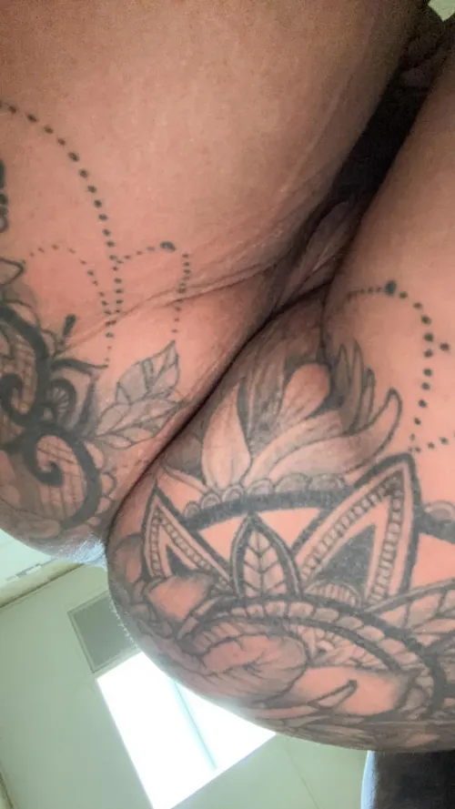 Breakfast is served, but you have to clean your plate 👅🍑💦🍆