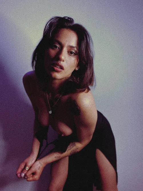 I love taking pictures of myself