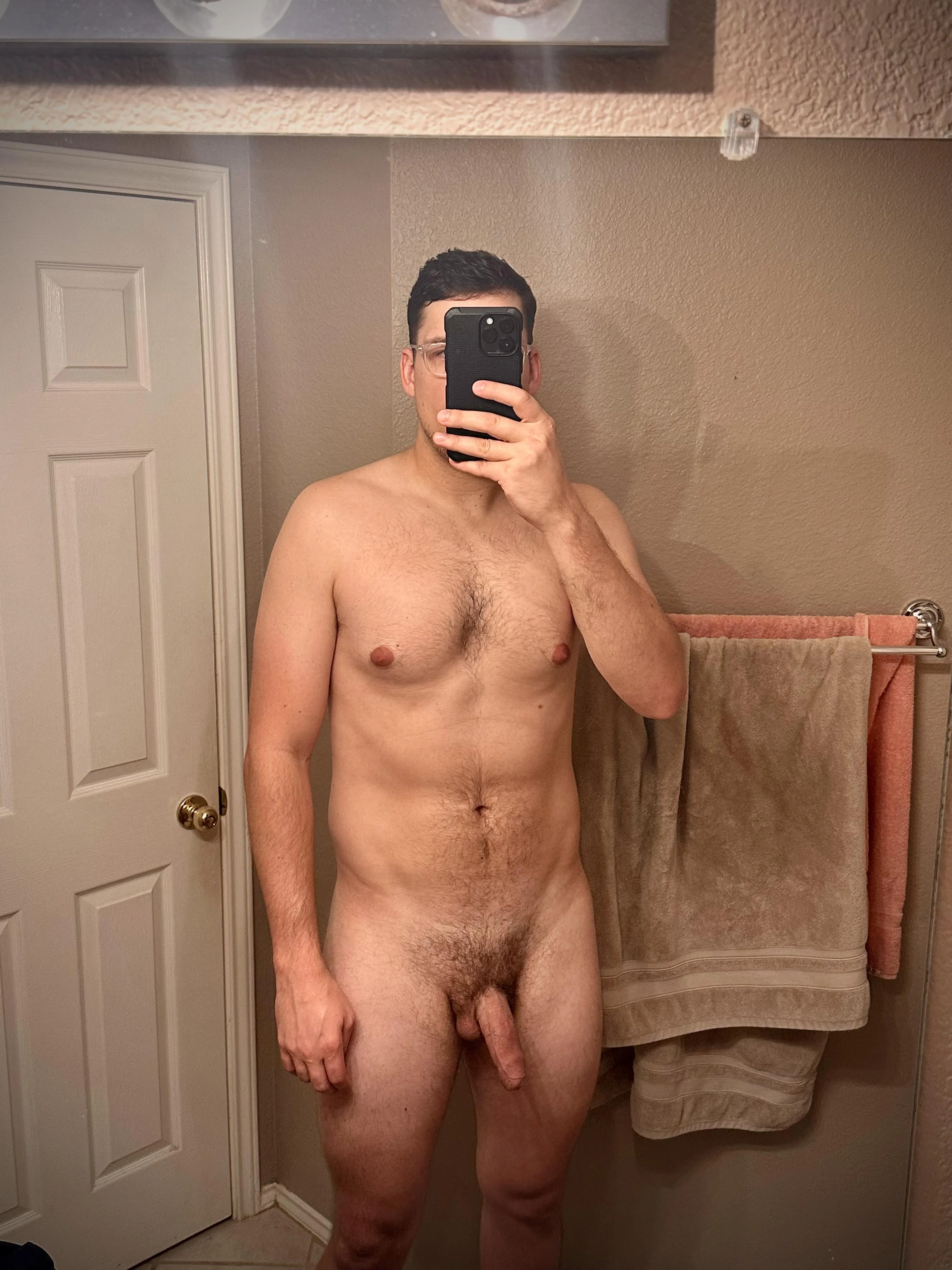 (M)