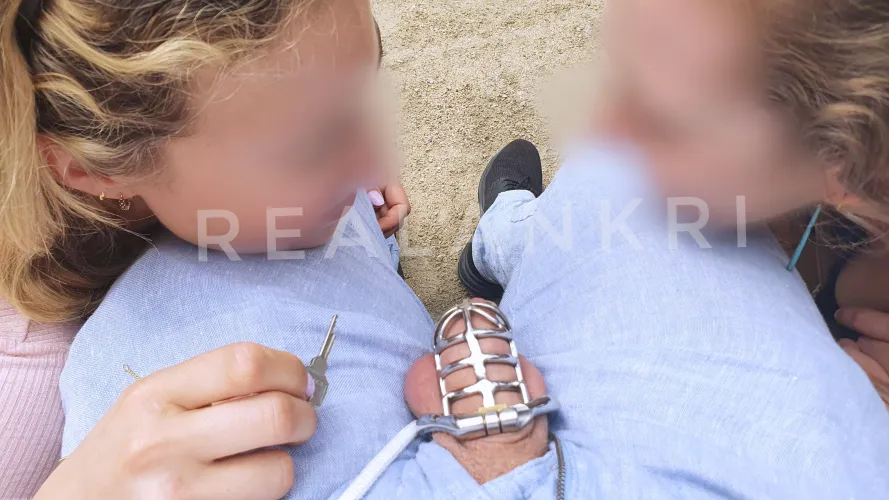 What would be the perfect title to describe this picture? Be create and thoughtful. 😉