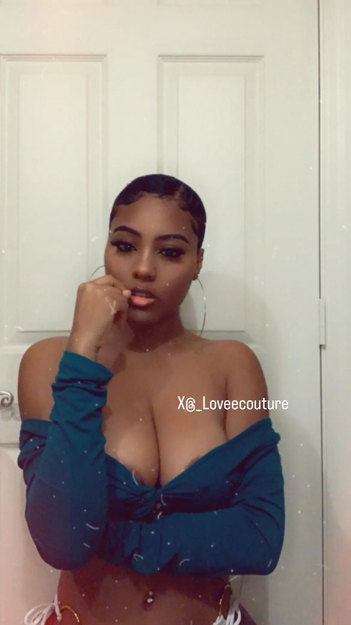 What would make me wet on this Friday? A new fat wallet and a far gone piggie to drain  🌀