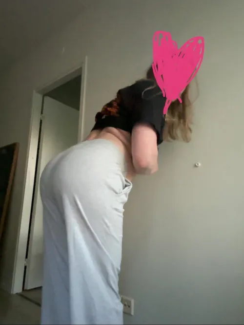 All my friends say I'm a pawg :(