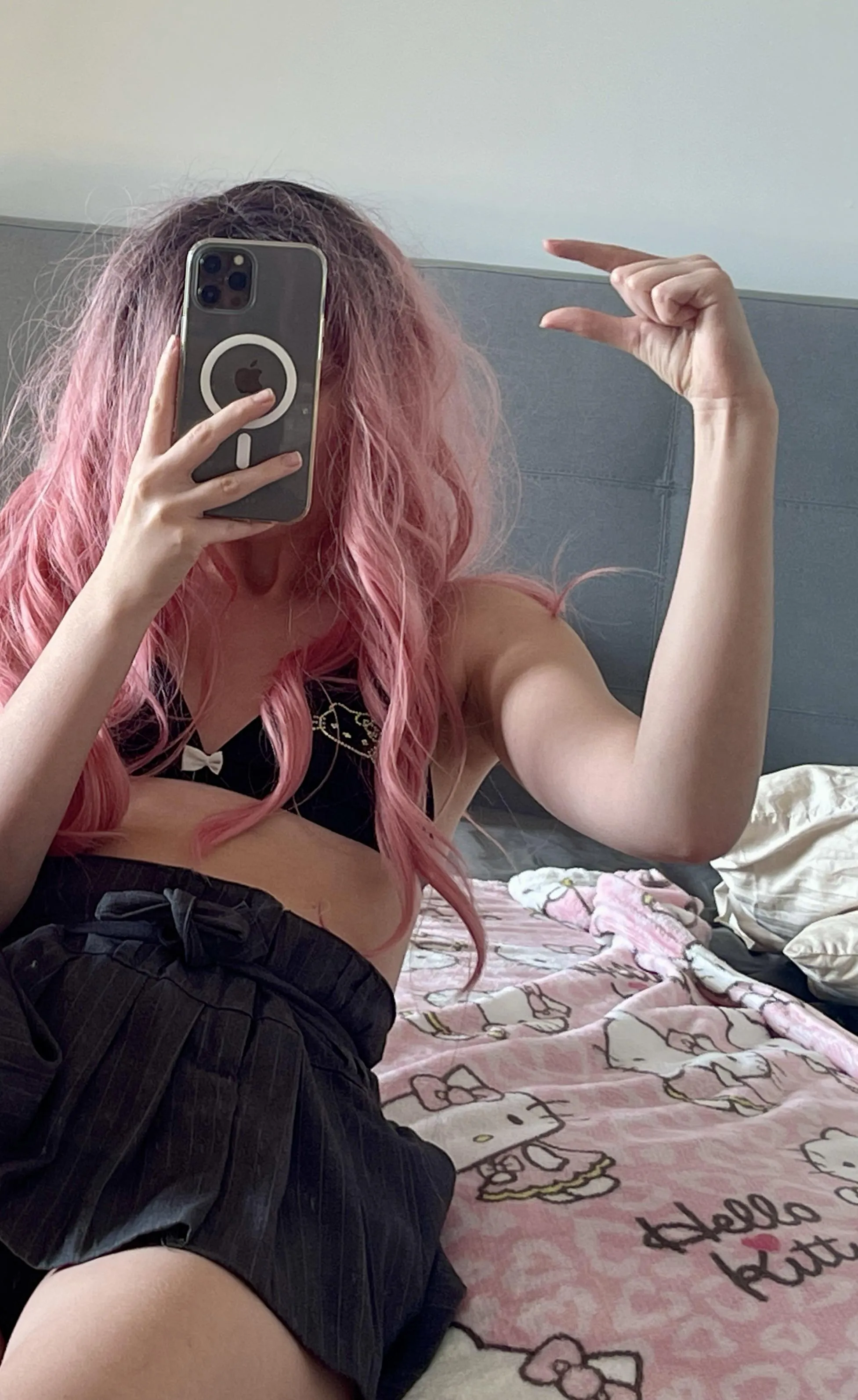 Arrow up and say 'shrimp' if its less than 7 inches 🍤 Be honest!